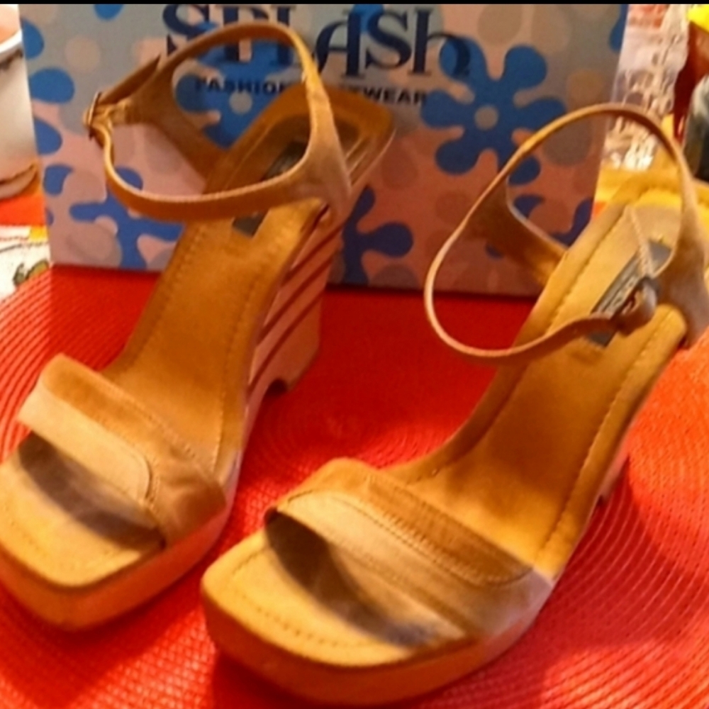 Two-Toned,Cream & Tan,Suede,4.5",Wedge Heels with Sexy,Ankle Straps⚘️🌹🦋⚘️🌹🦋